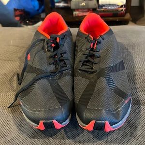 Inov8 Men’s 12.5 hiking shoes